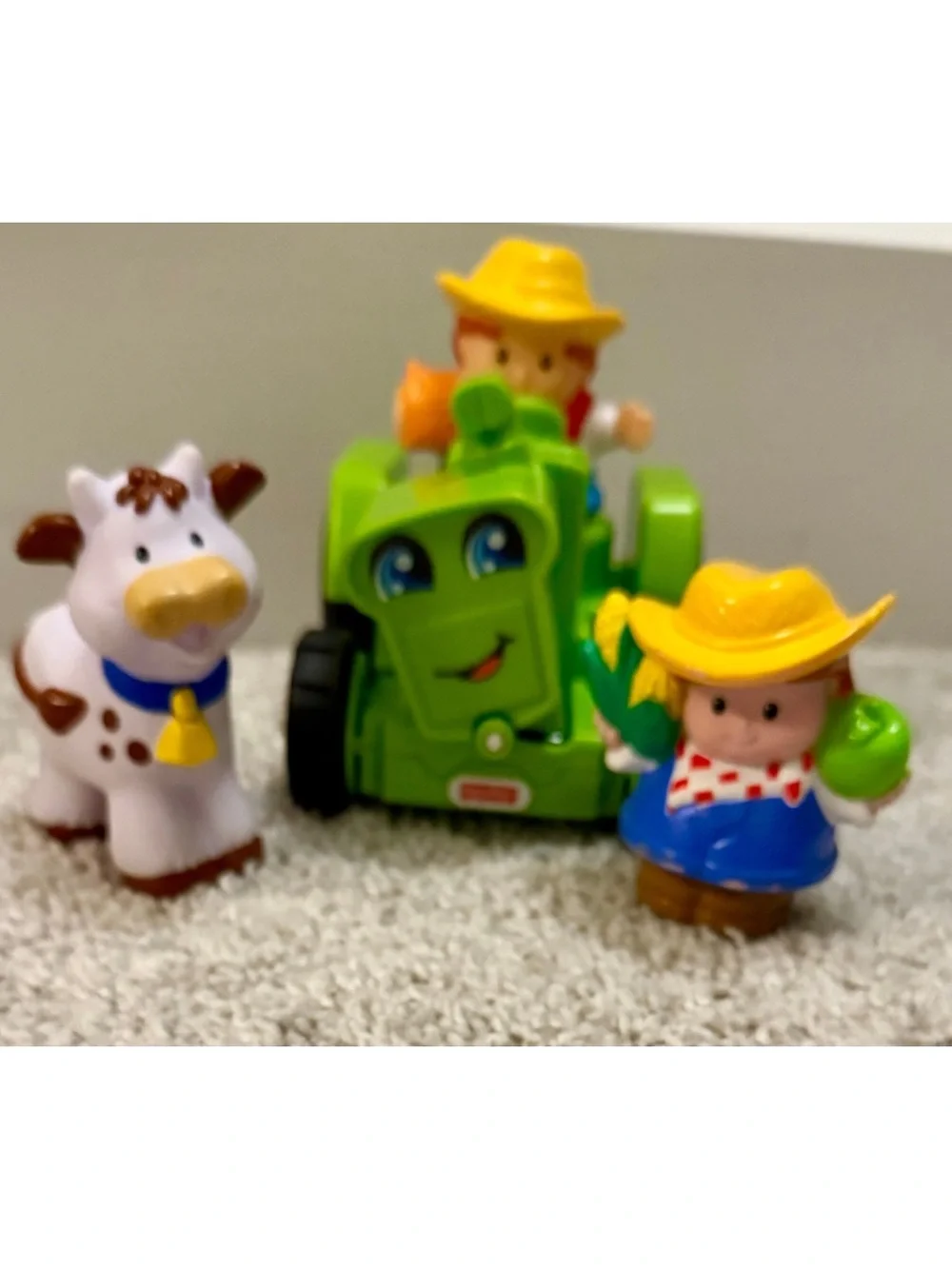 Fisher-Price Little People Helpful Harvester Tractor Farmer Jed Tessa Cow Lot